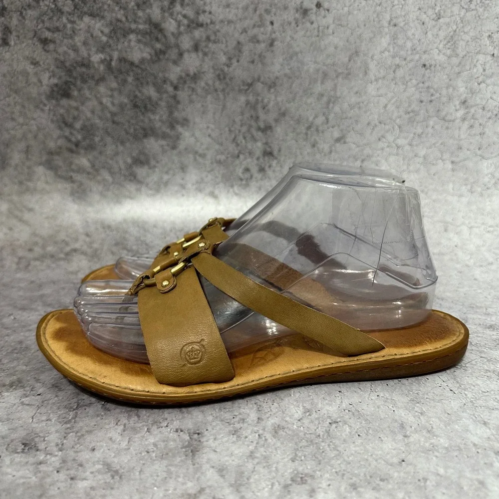 Born Kallan Sandals Womens Size 8 Brown Leather Gold Ring Thong Flat Slides